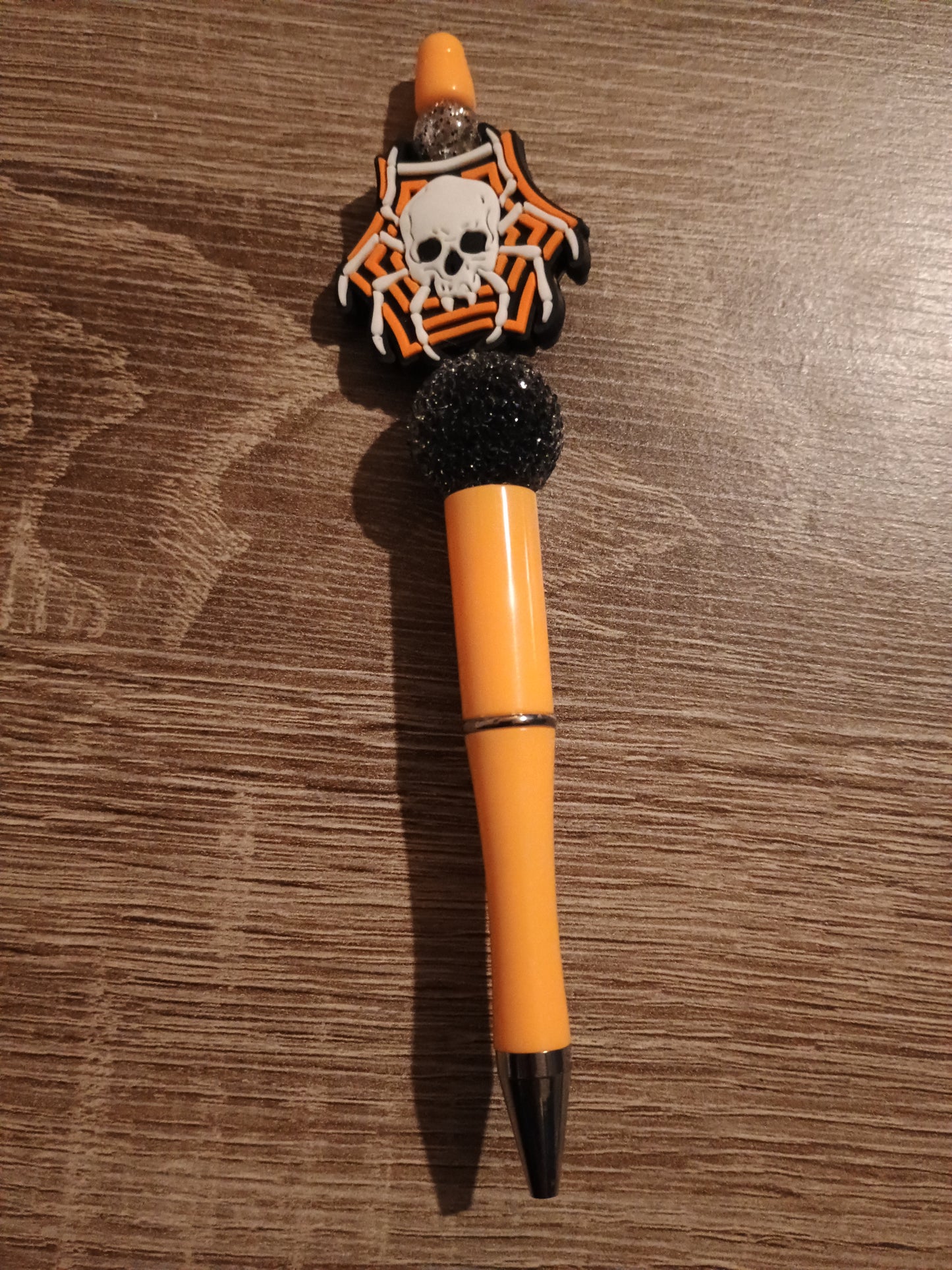 Halloween pen