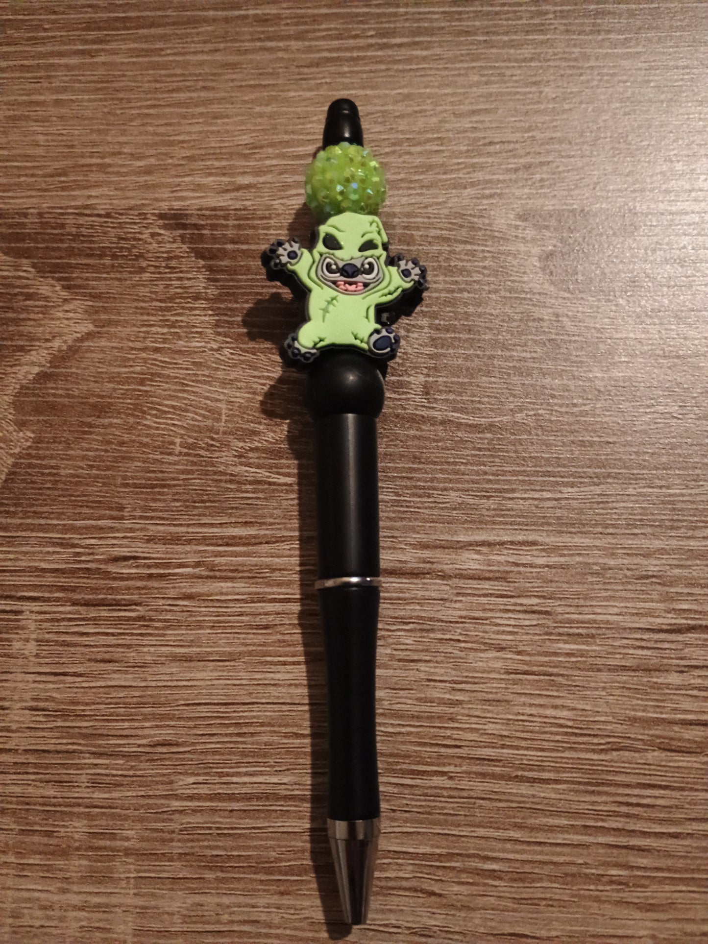 Halloween pen