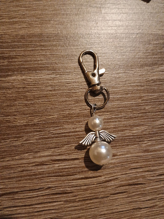 Angel keychain 019