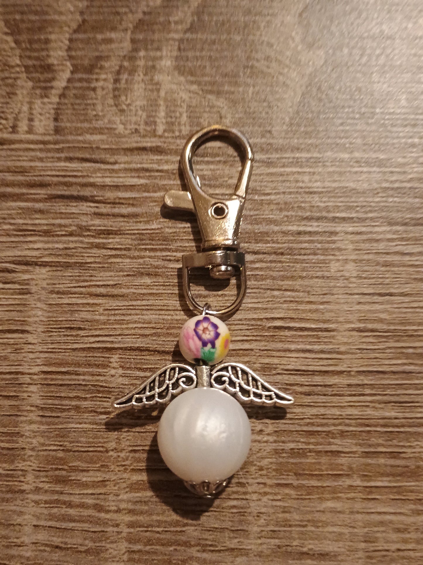 Angel keychain 088