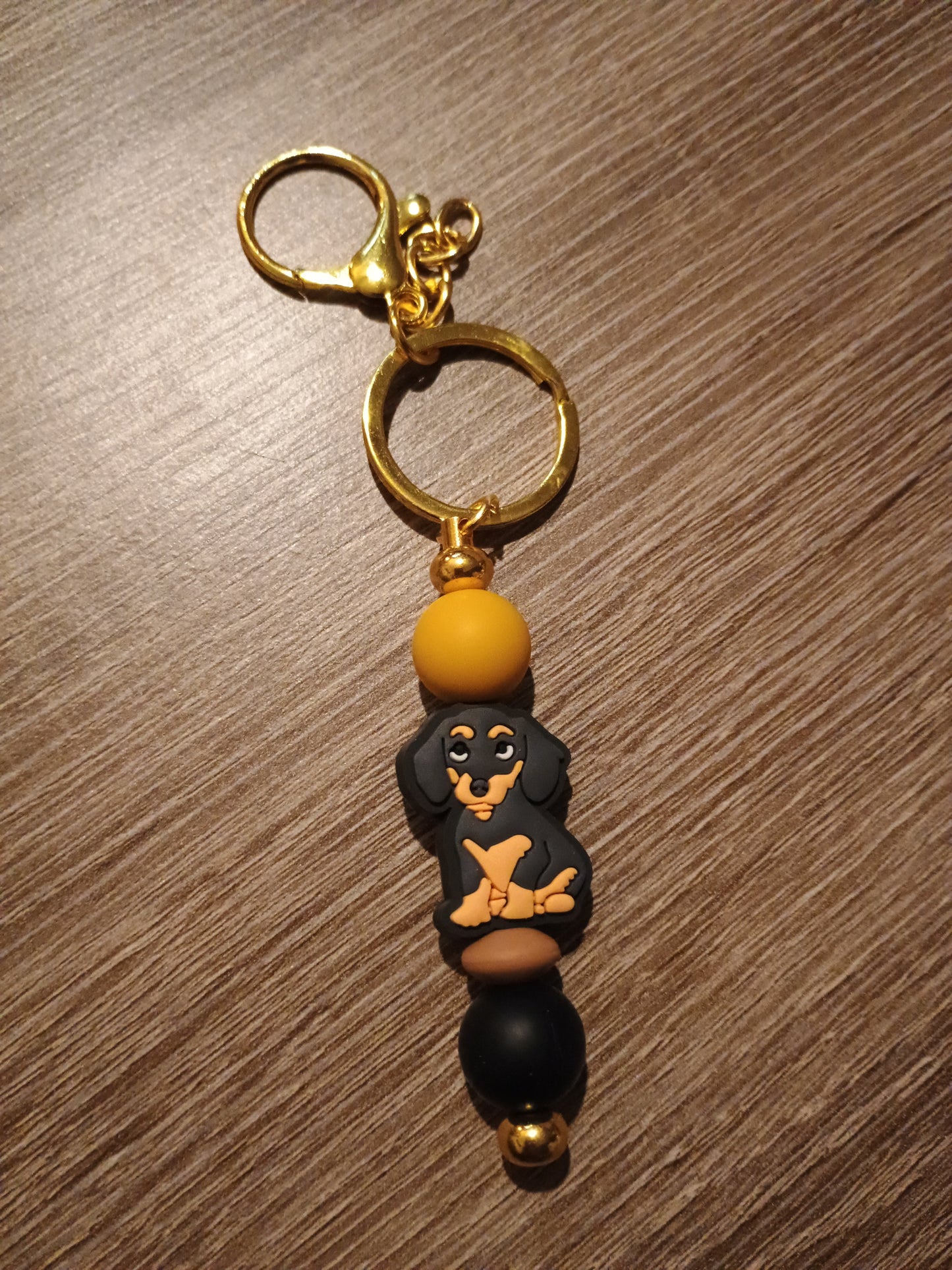Focal bead keychain