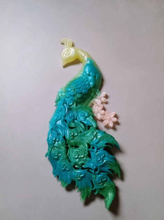 Resin peacock magnet