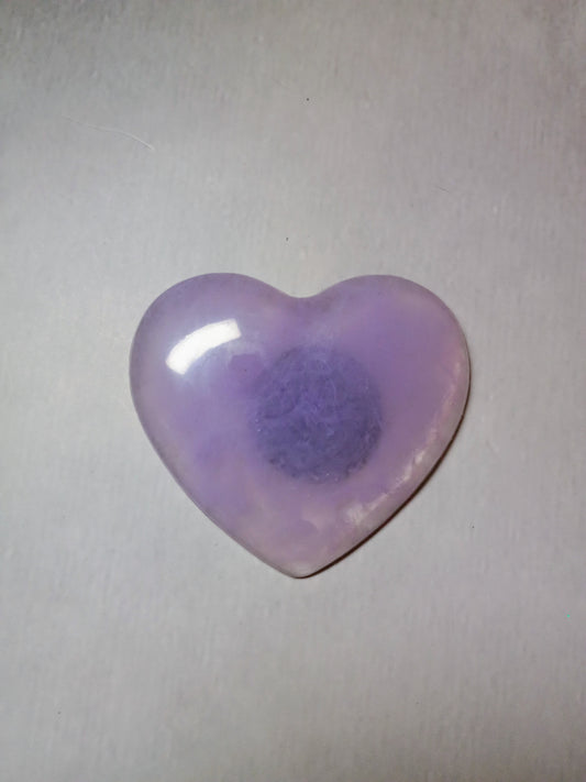 Resin heart magnet
