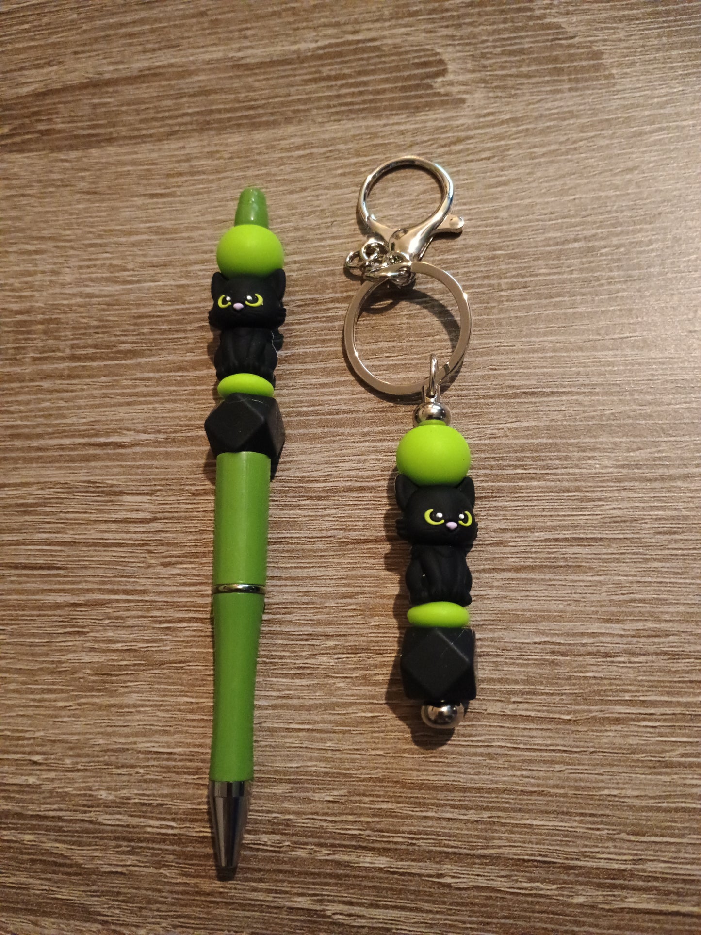 Black Cat pen and keychain bundle