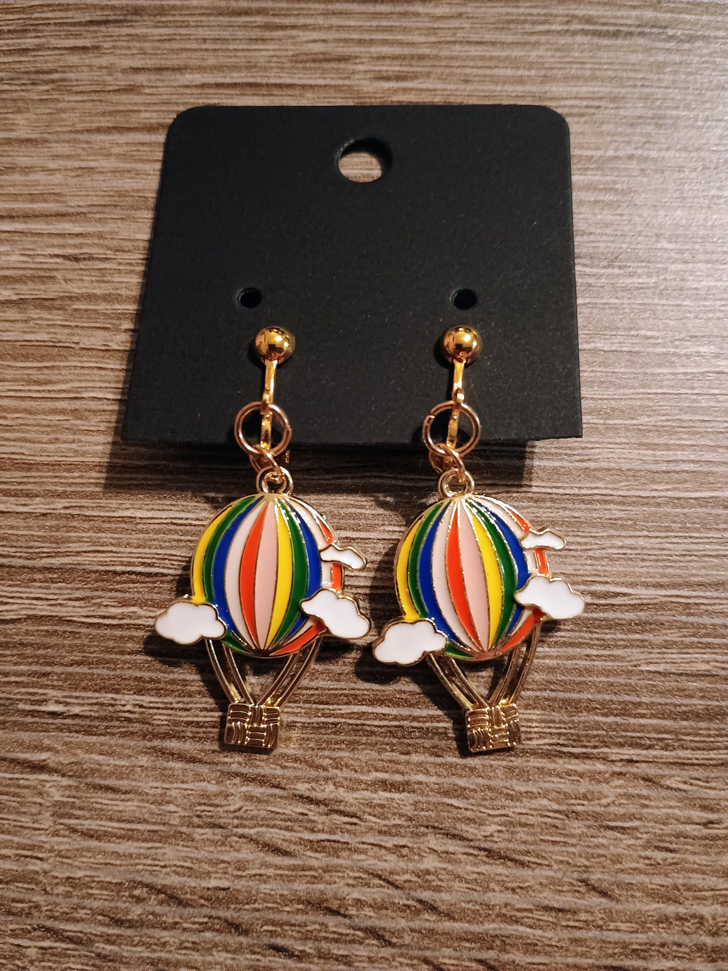 Dangle clip on earrings