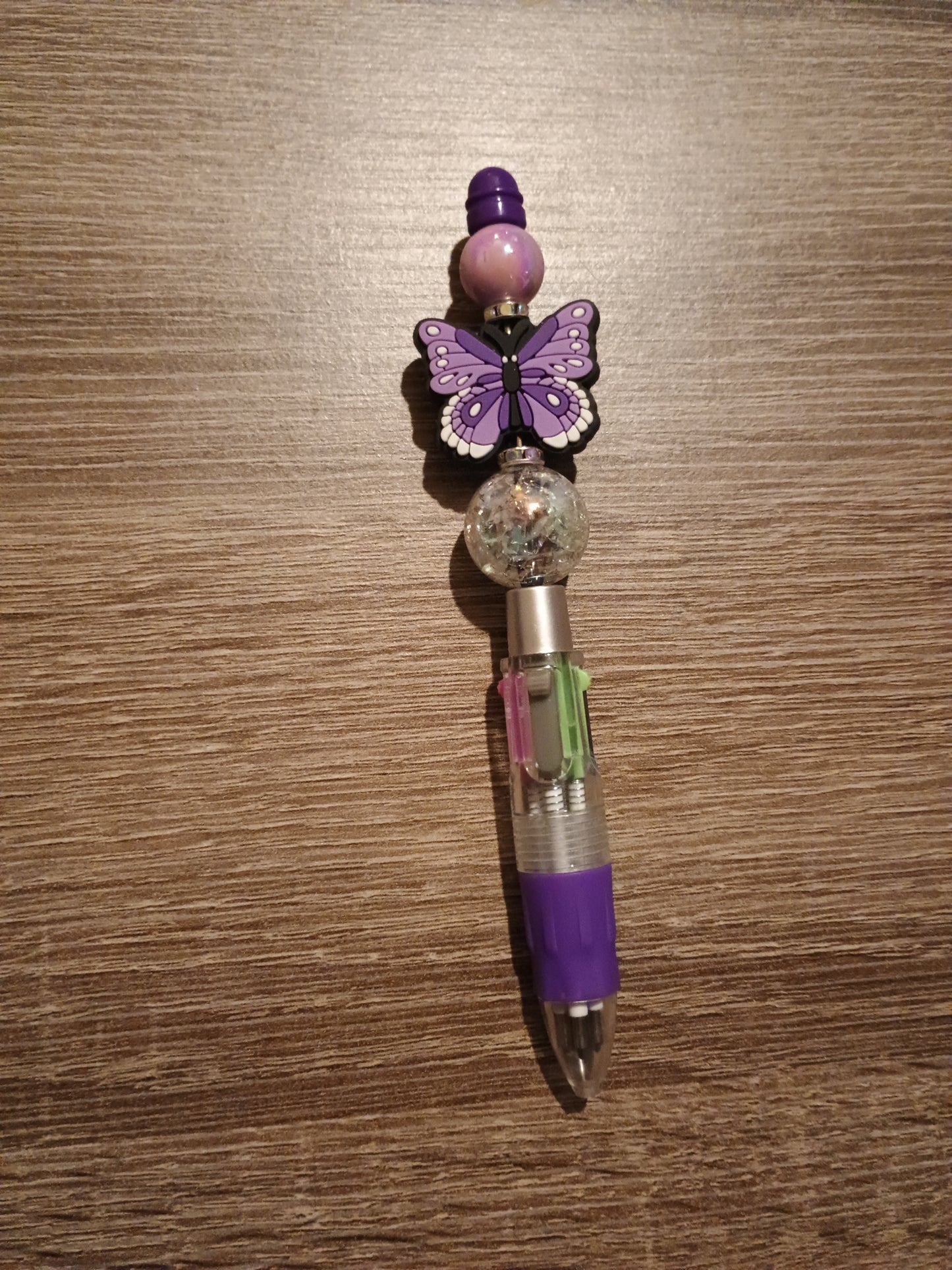 Color changing pen