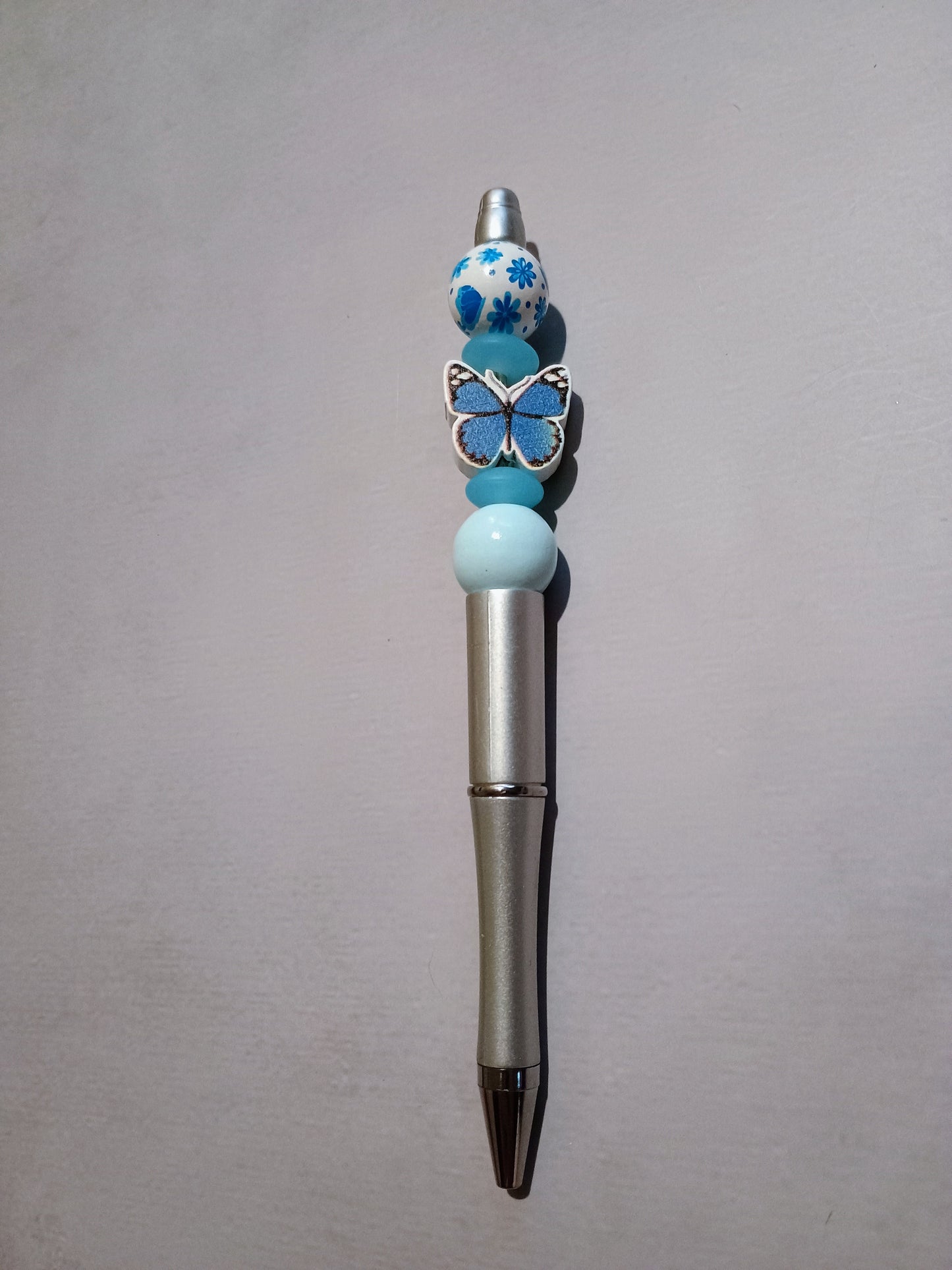 Beaded pen