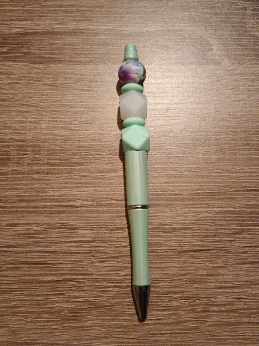 Beaded pen