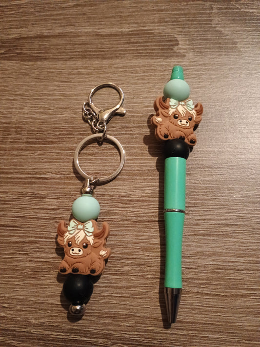 Highland cow pen and keychain bundle