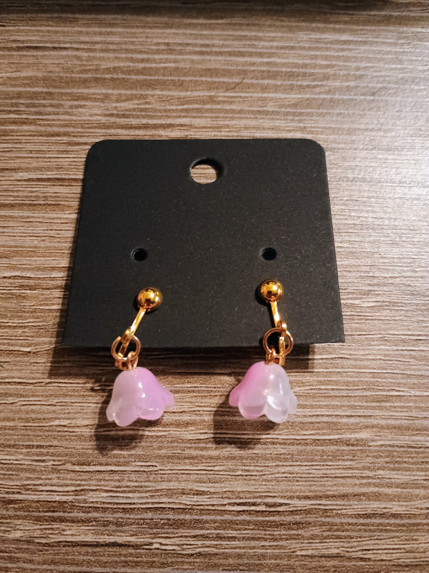 Dangle clip on earrings